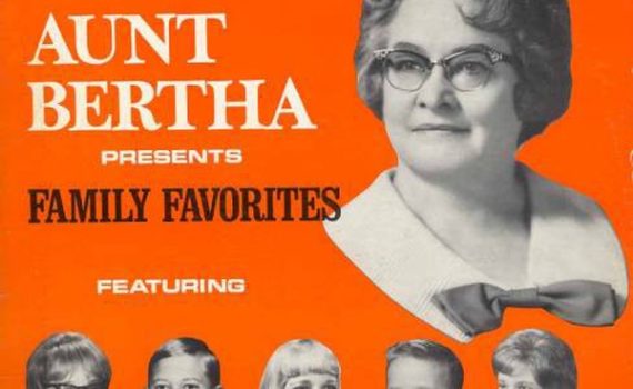 B-Covers, il Meglio del Peggio: Aunt Bertha presents Family Favorites