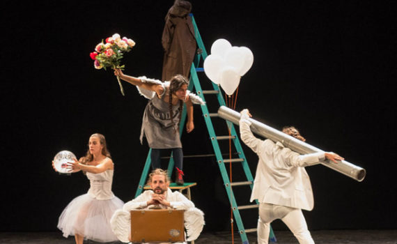 Teatro-Danza: "Little Something" di Loredana Parrella