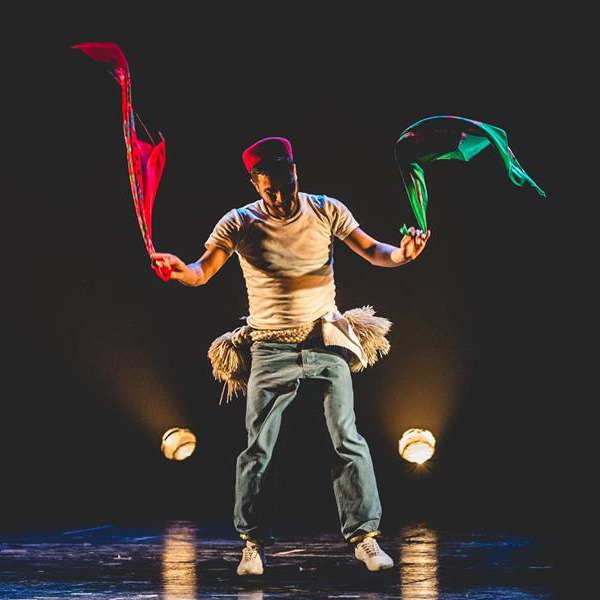 Zoufri: performance del danzatore e coreografo Rochdi Belgasmi