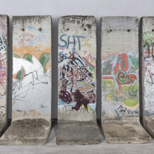 Dal Muro di Berlino cinque gesti di pace: asta di beneficienza a 30 anni dalla caduta