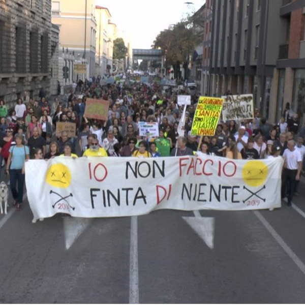 Io non faccio finta di niente - Documentario-inchiesta di Rosy Battaglia