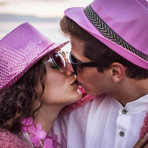 La Notte Rosa. Rimini e la Romagna festeggiano la Pink Week