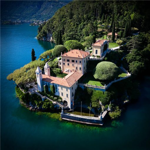 I Beni del FAI: Villa del Balbianello. Cimeli di imprese e avventure, custoditi in uno scrigno proteso sul lago di Como