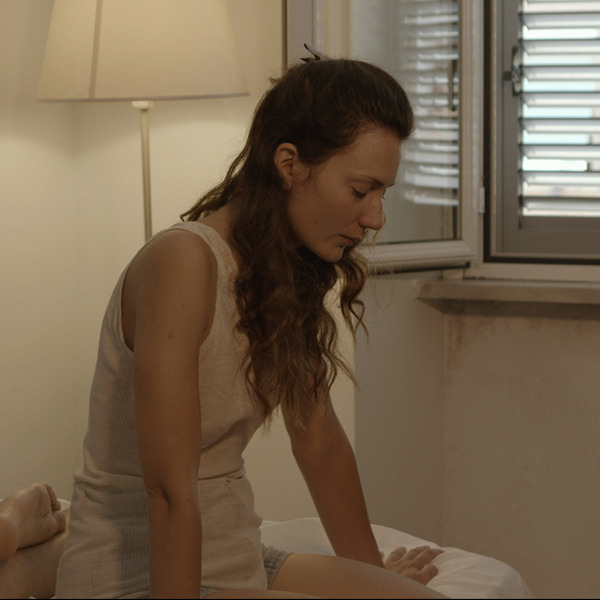 "Love 24h": il corto di Angela Pepi dedicato al tema della dipendenza affettiva