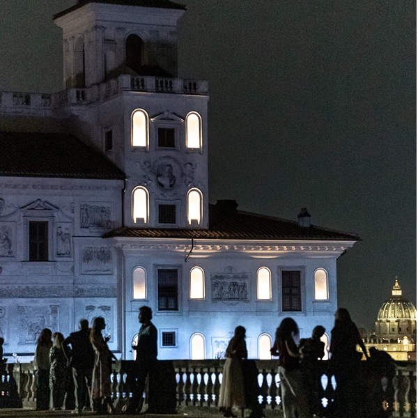 La Notte Bianca di Villa Medici: "Presto, la notte"