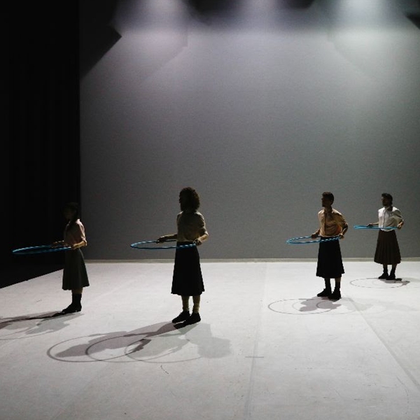 Spettacolo: "Fluxo" - Performance multidisciplinare