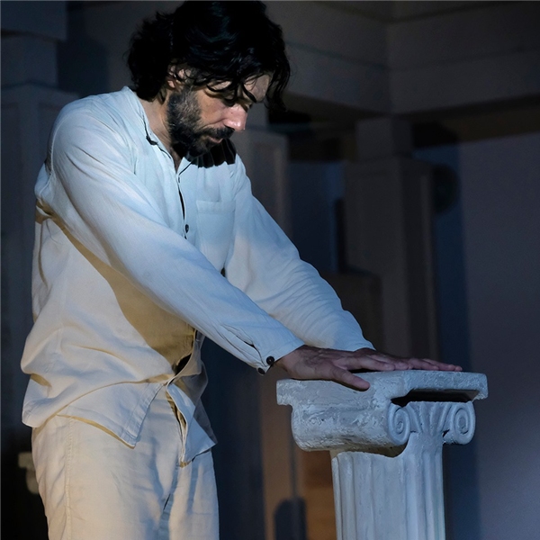 Teatro: "L’Apologia di Socrate". La storica autodifesa del grande filosofo secondo il racconto di Platone