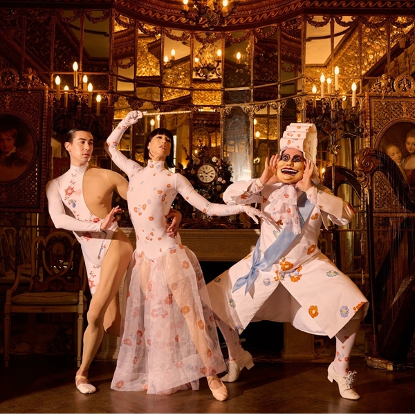 Spettacolo: "Ballet des Porcelaines"