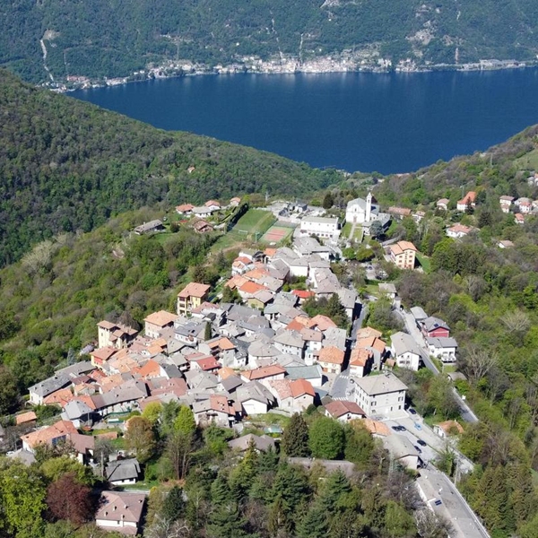 Un fotografo, uno scrittore e un'editrice alla (ri)scoperta del Lago di Como