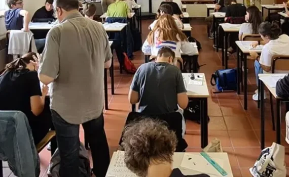 A scuola di corsivo. In Friuli la calligrafia diventa materia di studio