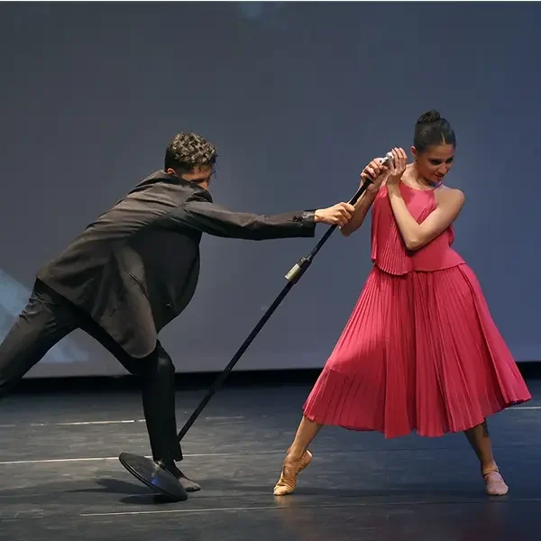 "La vie en rose… Bolero" con il Balletto di Milano