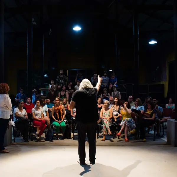 Polis - Piccola rassegna di teatro, arti e umanità