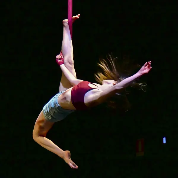 "Punti di partenza". Spettacoli degli allievi della Scuola di Circo di Torino