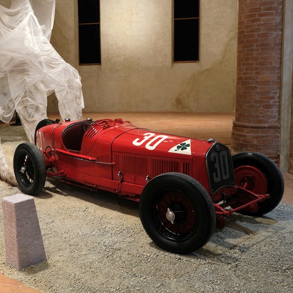 Nuvolari, Varzi, Campari e gli altri "temerari delle strade bianche" in mostra a Cuneo